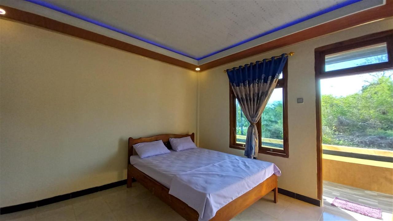 Benedict Guesthouse By Mori Hospitality Labuan Bajo Exterior photo